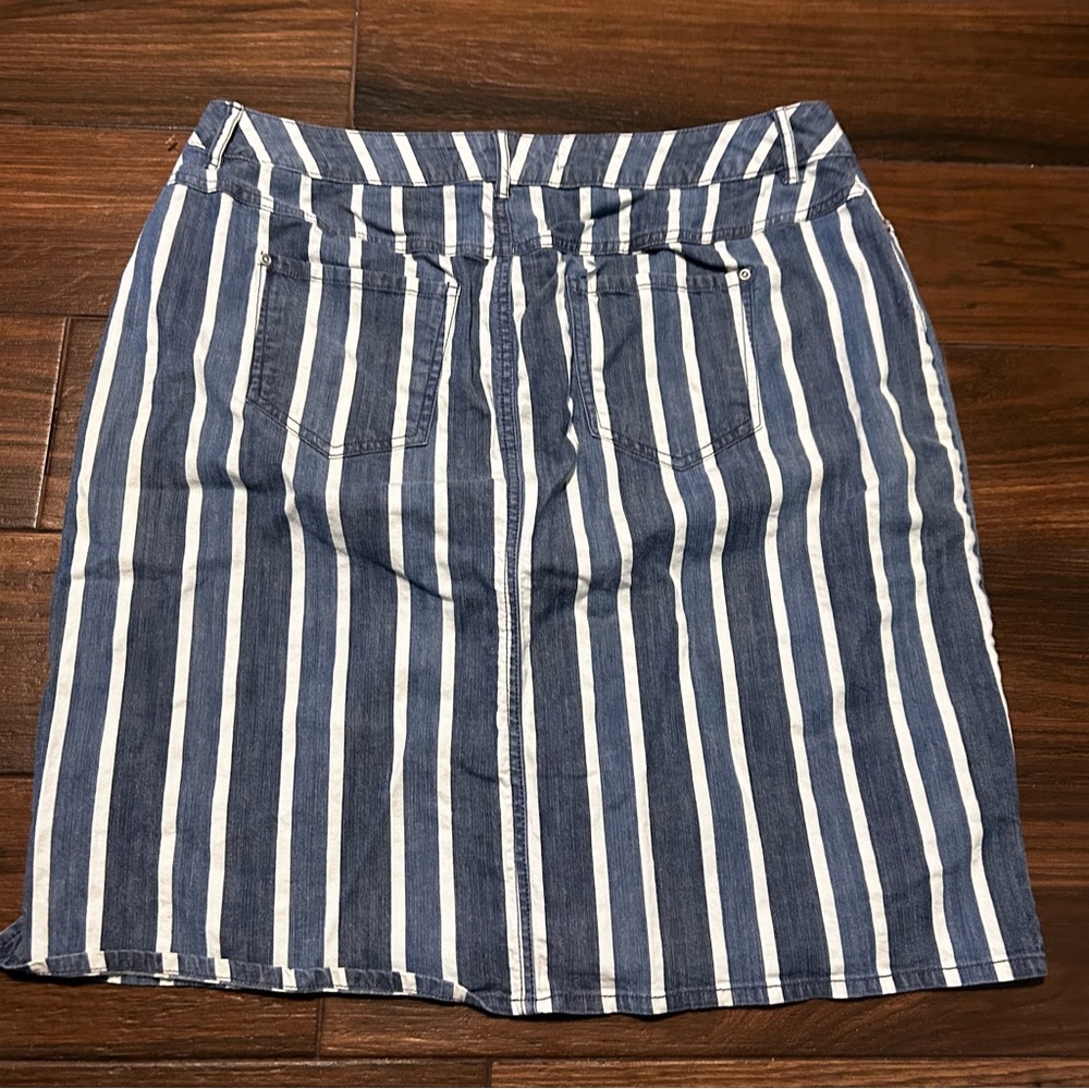 Cato Midi‎ Skirt 18W Denim Like Blue White Pockets - Picture 2 of 9